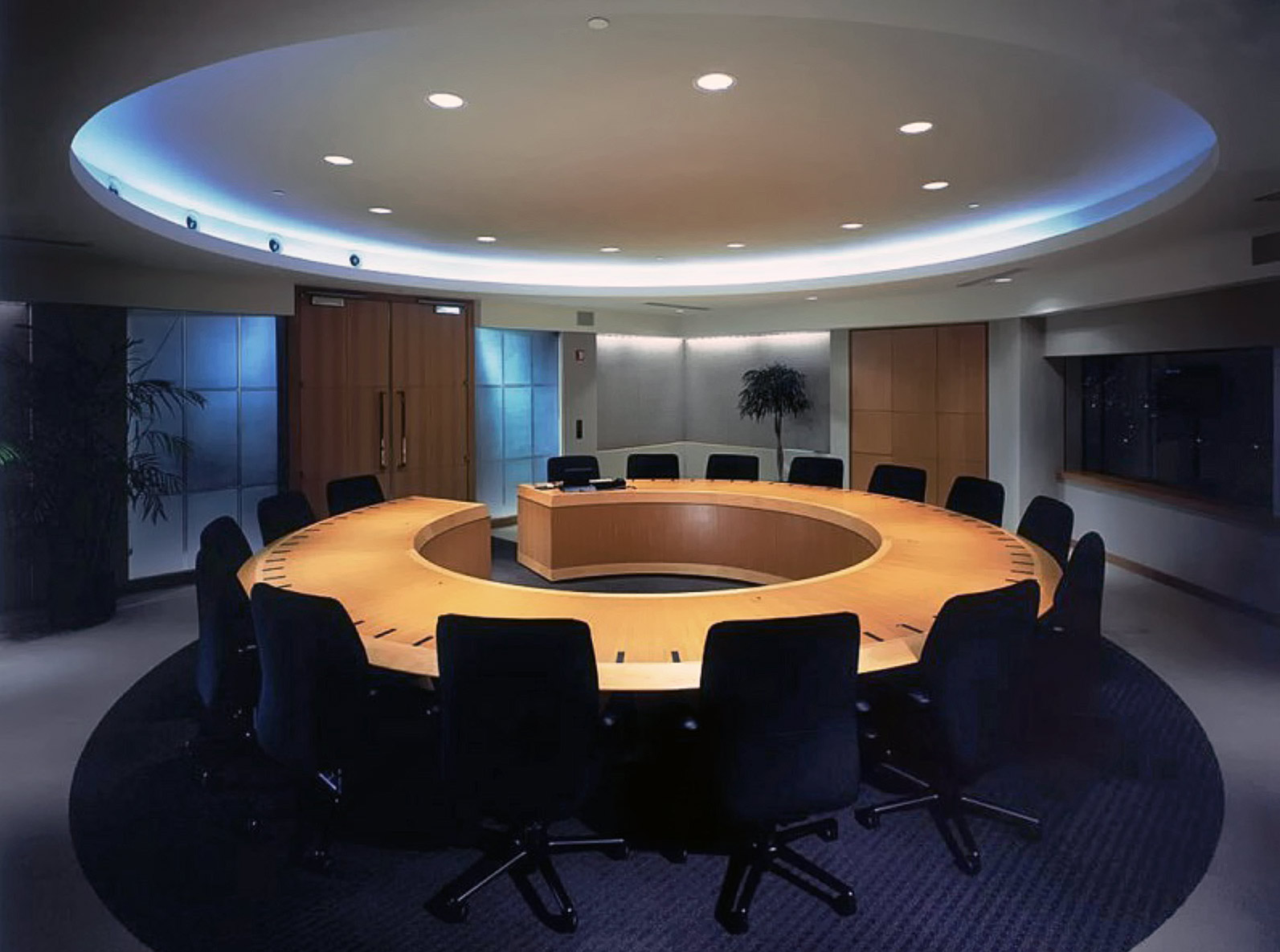 Custom Round Boardroom Table Ambience Dor