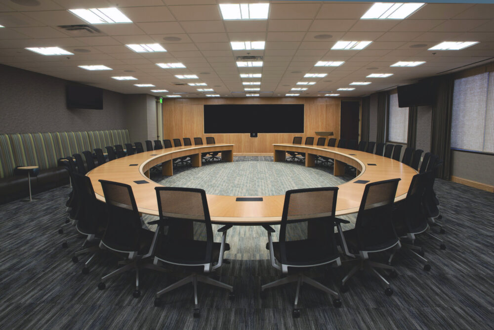 Custom Round Boardroom Table - Ambience Doré